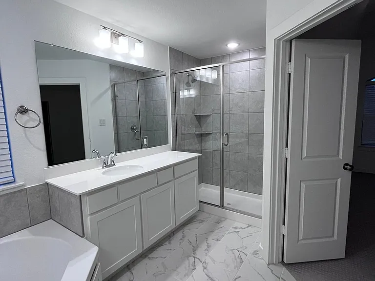 2789 Majesty Dr — Photo 13