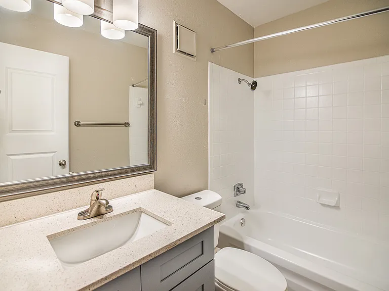Barrett Apartment Homes — Photo 15