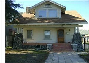 2nd image of 571 N La Cadena St