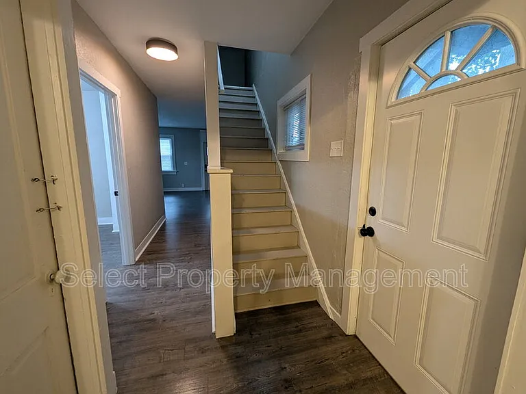 601 W Brackenridge St — Photo 17