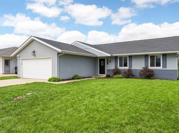 4812 Montclair Dr NW, Cedar Rapids, IA 52405