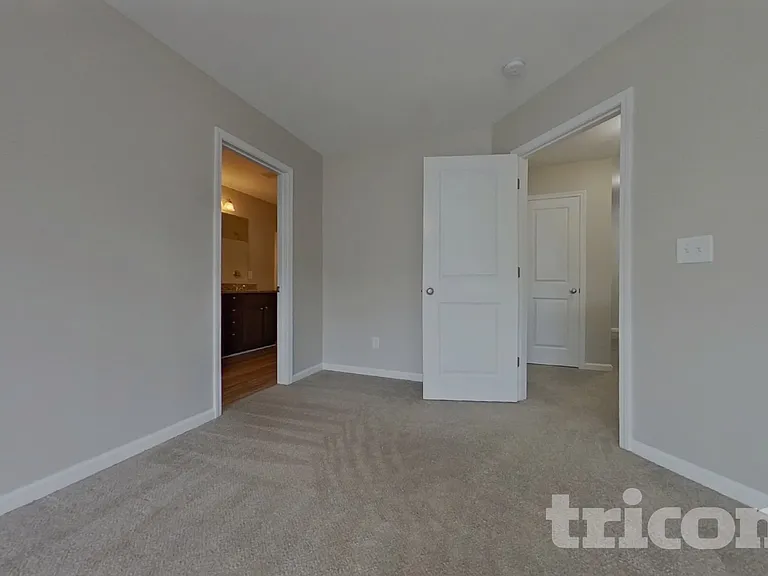 250 Harvest Glen Ln — Photo 6