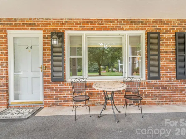 102 Boyd Dr APT 2A, Flat Rock, NC 28731