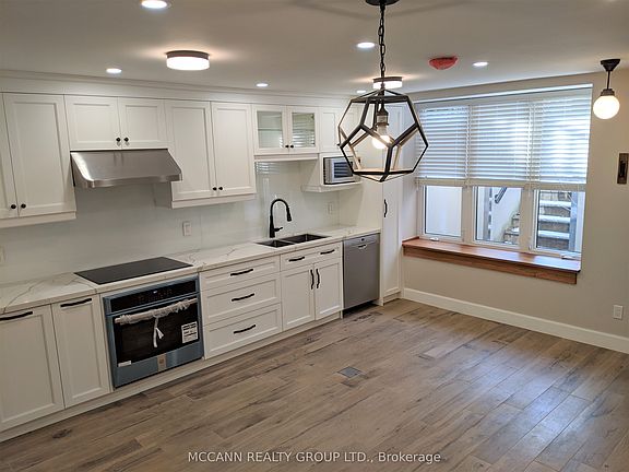 2nd image of 93 Dunn Ave Unit 3