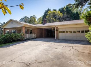 308 Brentwood Rd, Morganton, NC 28655