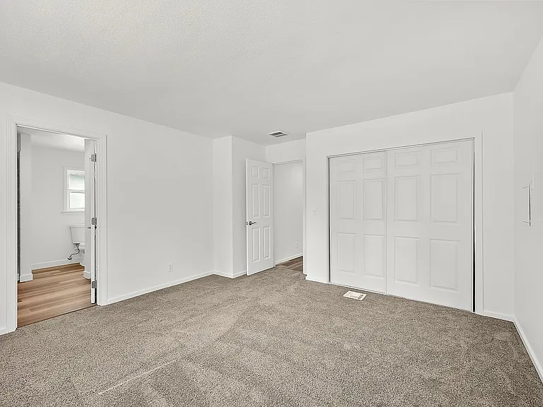 7182 N Van Decar Rd SE — Photo 21