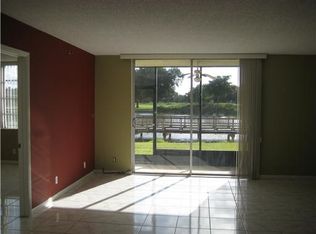 3001 W Rolling Hills Cir APT 105, Fort Lauderdale, FL 33328