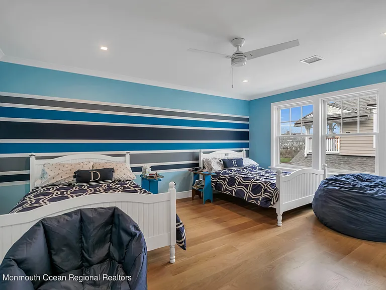 27 Tuttle Ave — Photo 26