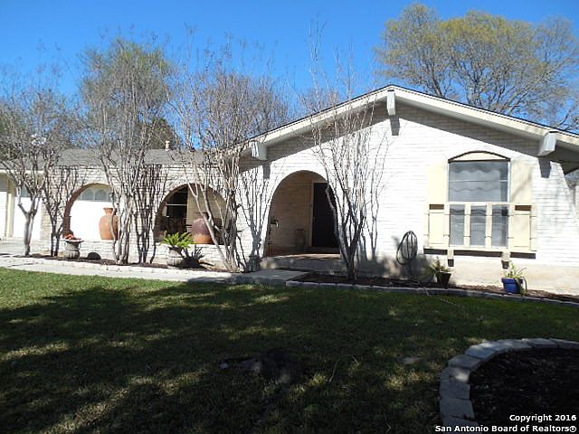 1st image of 4527 Briarwick St
