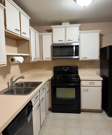 242 W Treehouse Ln — Photo 8