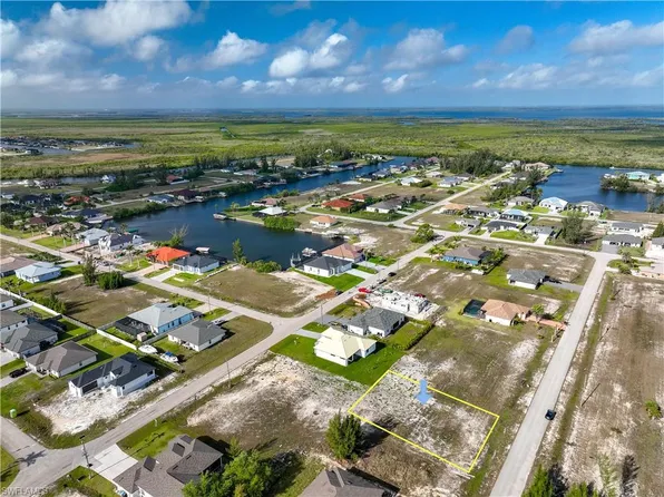 4112 NW 22nd TER, CAPE CORAL, FL 33993