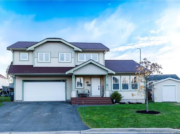 32 Gooseberry Ct, Moncton, NB E1G 0G1
