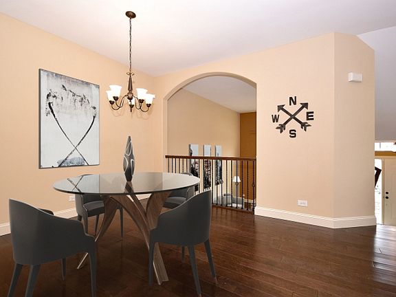 3rd image of 1514 Lakeridge Ct