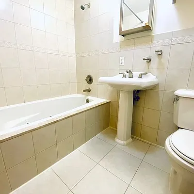 Rented by Oxford Property Group | media 5