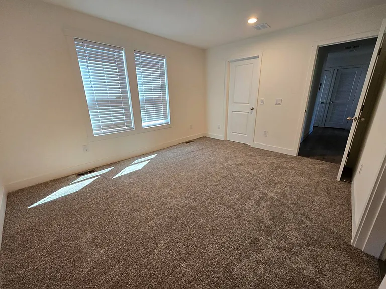 359 Lemon Dr #17 — Photo 5
