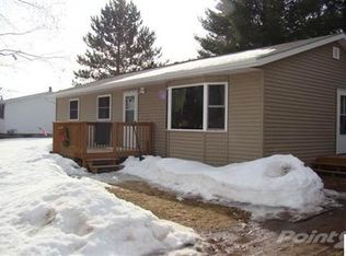 318 Goad Dr, Wrenshall, MN 55797