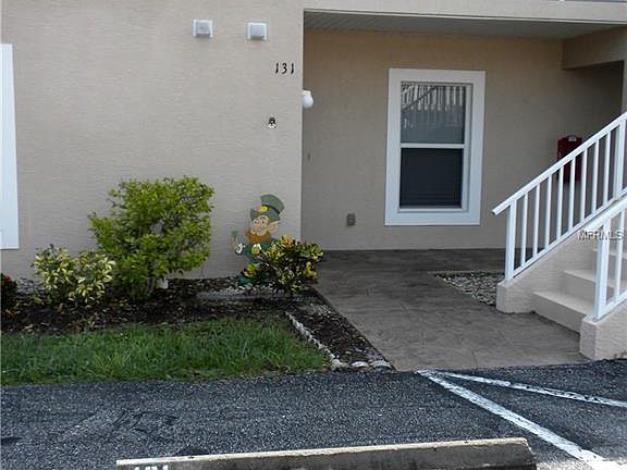 2nd image of 9850 Fiddlers Green Cir Unit 131