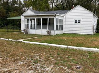 2607 S 10th St, Terre Haute, IN 47802