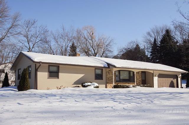 1st image of 2500 Highland View Ln