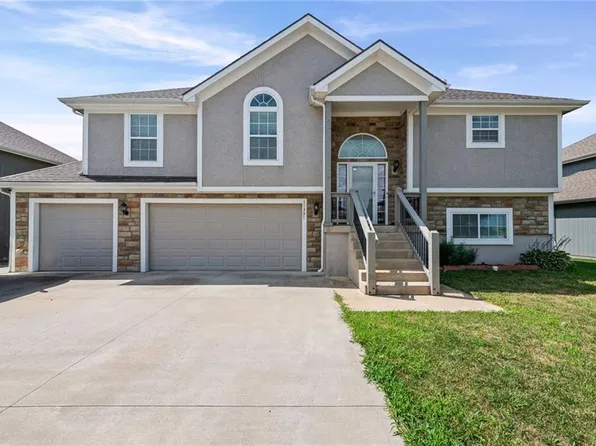 11331 Yecker Ave, Kansas City, KS 66109