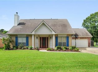 249 Villere Dr, Destrehan, LA 70047