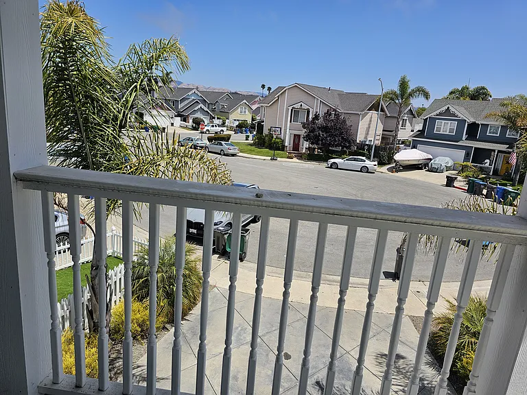510 Hampton Pl — Photo 3