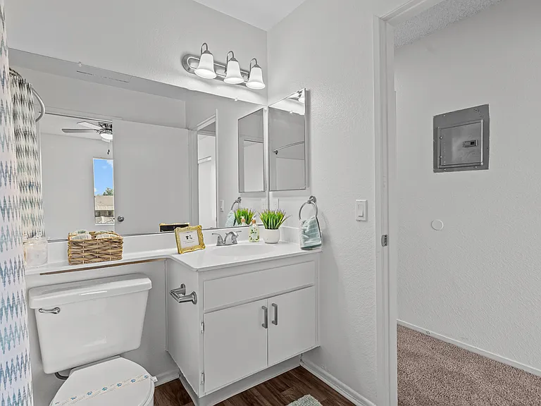 Highland Meadows — Photo 26