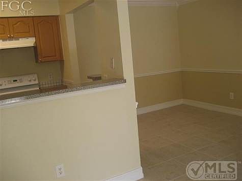 4th image of 2929 Winkler Ave APT 1006