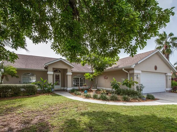 4916 9th Ave E, Bradenton, FL 34208
