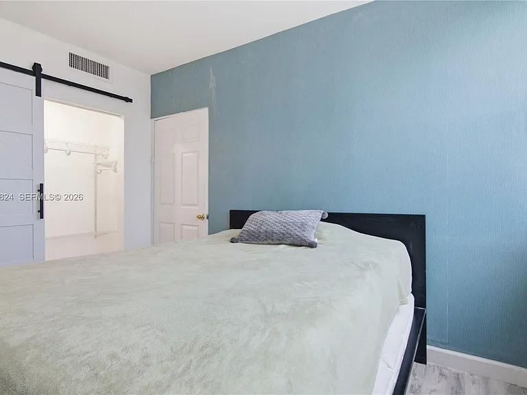 801 Brickell Bay Dr #764 — Photo 15