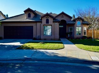 9955 N Ann Ave, Fresno, CA 93720