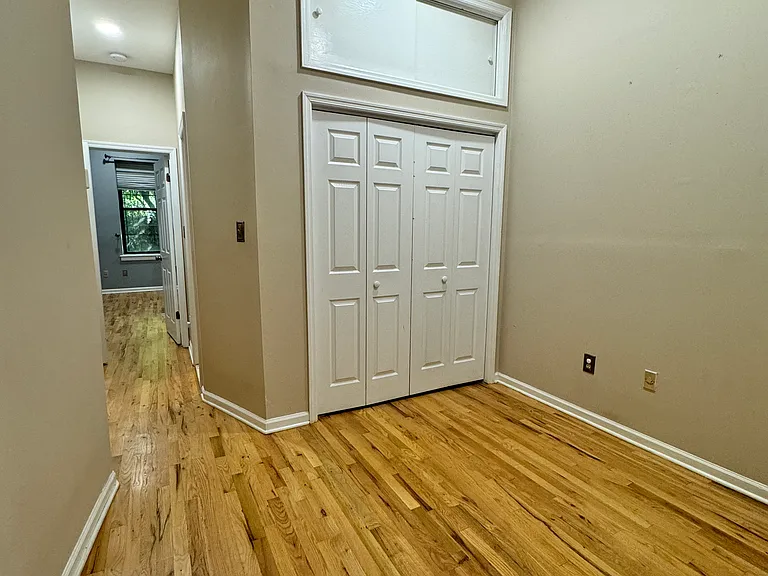 157 14th St #1R — Photo 18