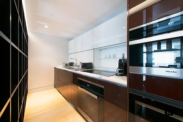 Rented by R New York | media 38