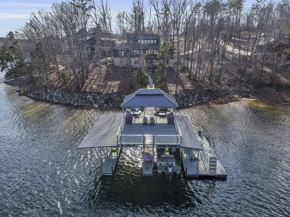 70 Waterside Cir, Jasper, AL 35504