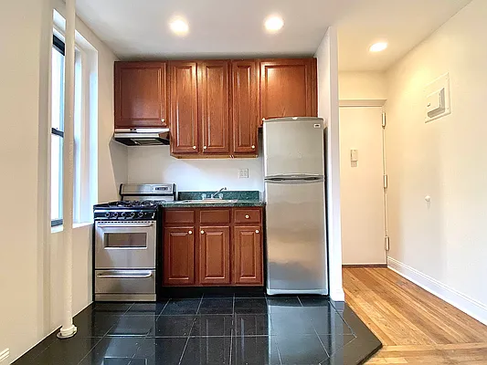 Rented by Living New York | media 8