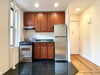 Rented by Living New York