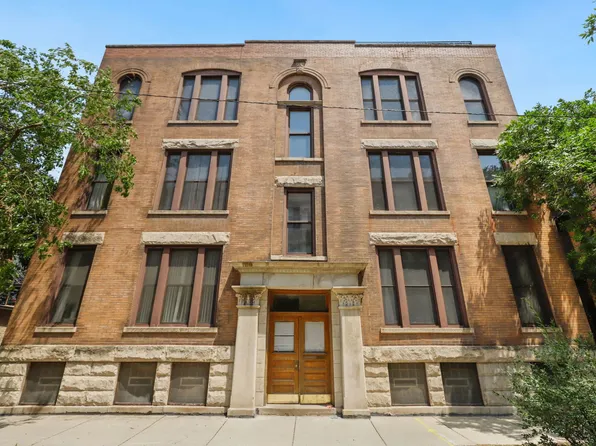 1009 N Washtenaw Ave #2S, Chicago, IL 60622