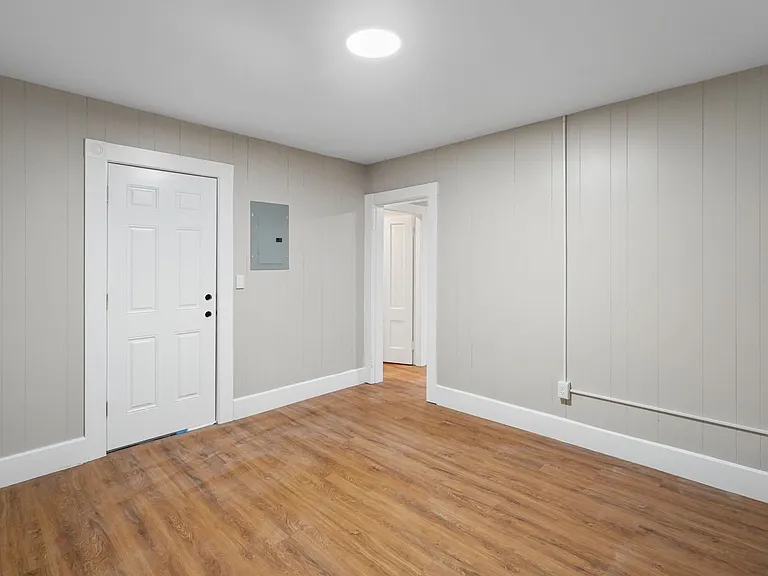 44-48 Pratt St — Photo 16