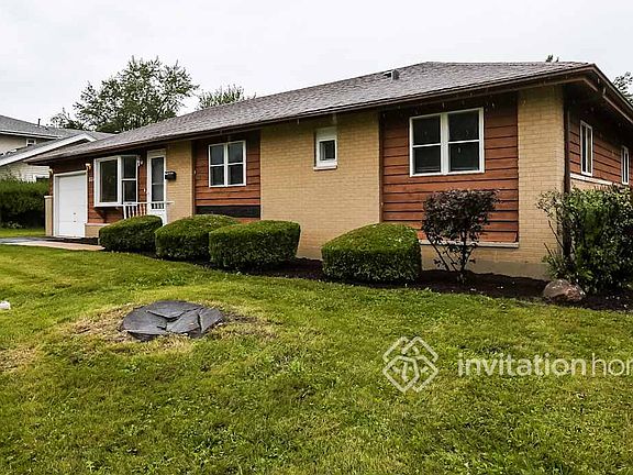 3rd image of 530 Norridge Ln