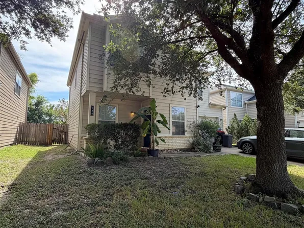 735 Pine Lodge Dr, Houston, TX 77090