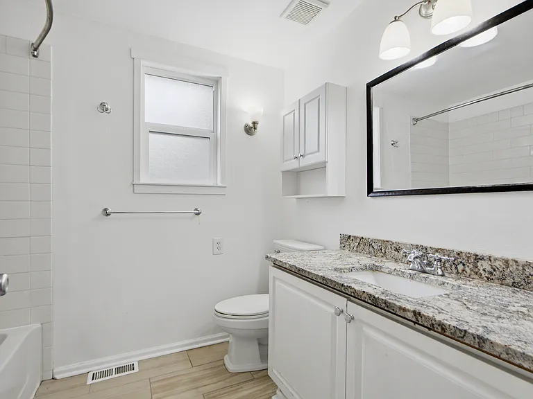 25023 SE 43rd Way — Photo 14
