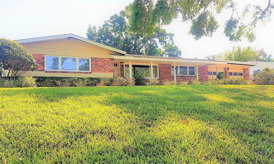 1st image of 1840 Winchester Dr
