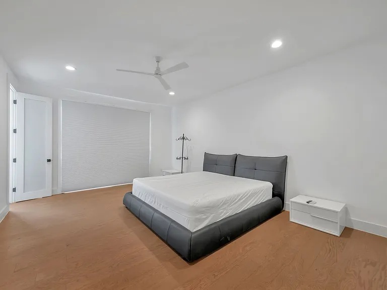 11248 Jamestown Rd — Photo 10