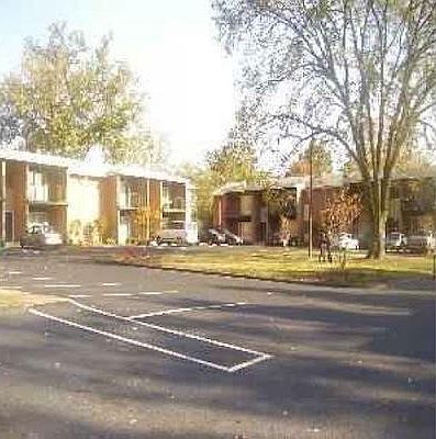 2nd image of 1706 Carlisle Ave APT 10
