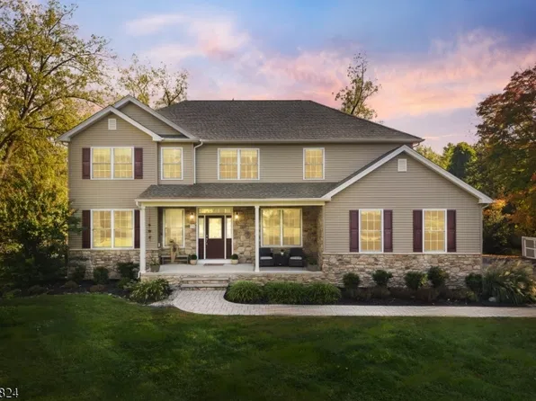 94 Princeton Ave, Rocky Hill Boro, NJ 08553