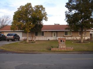 16853 Camden Dr, Madera, CA 93638