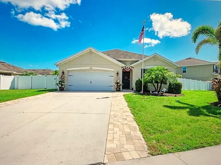 15450 Trinity Fall Way — Photo 1