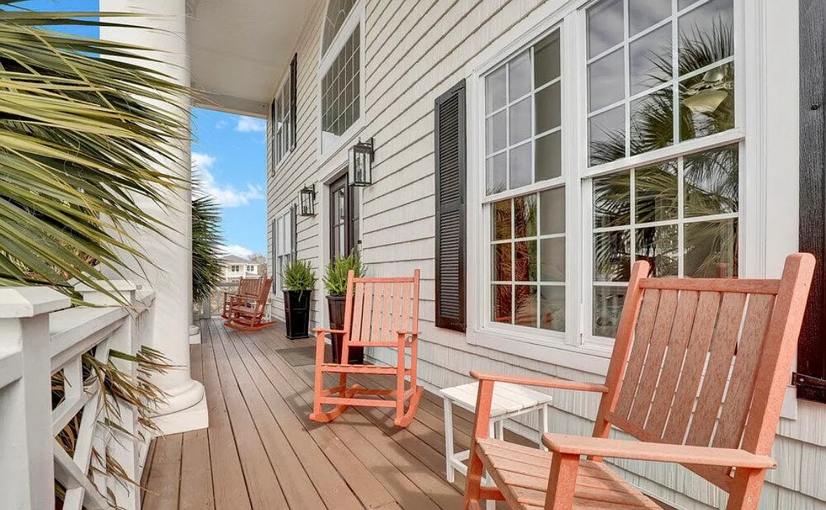 4 bed, 4231 sqft, $4,500 — Photo 2