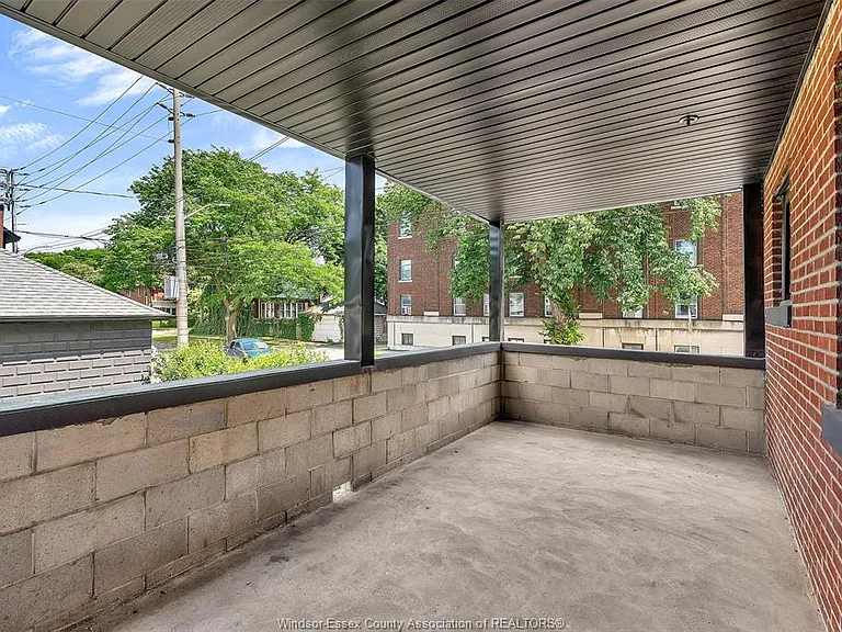 1094 Lincoln Rd — Photo 23