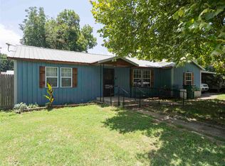 608 E Carter Ave, Apache, OK 73006